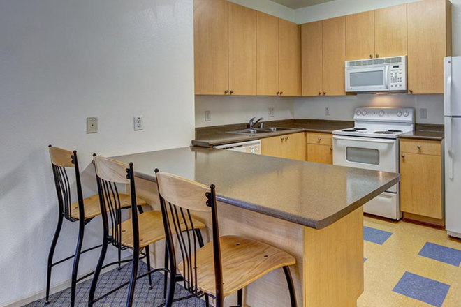 Furnished Kitchen - VDCN Summer Sublease, fully furnished w/ fitness center (female only)