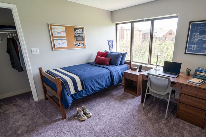 Room for Rent $1,450 per person Call 781-799-8394 - Room to Rent Available Now July Summer 2026! *Renovated*  25 South Point Drive # 203