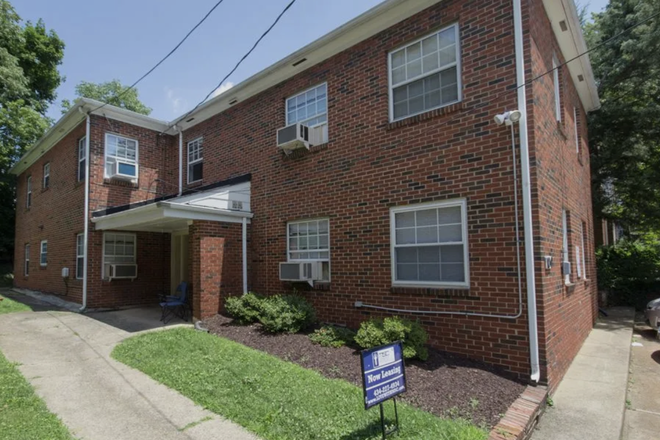 Outside street view - Searching for Subletter: 104 Kent Terrace, Apt 1