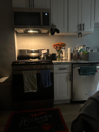 Kitchen - Town House First Floor
