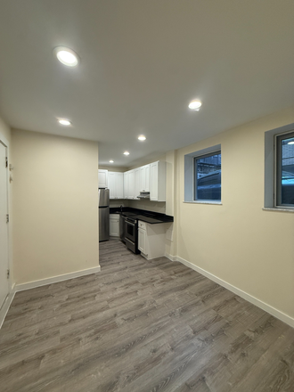 . - Newly renovated 3-bed 1.5-bath on Haviland St. Contact Will McGowan. 617.512.5822 Apartments