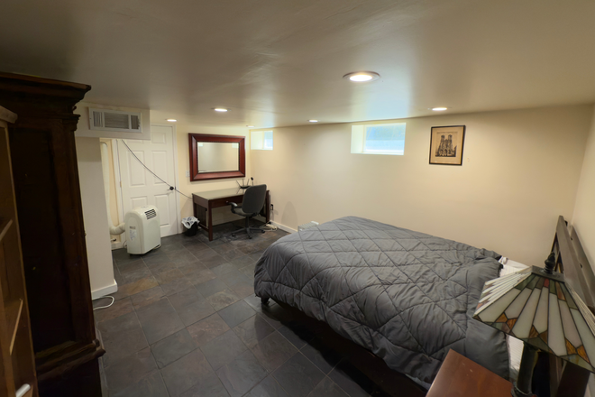 Bedroom - Furnished room for PU affiliate-Linden Ln-Princeton