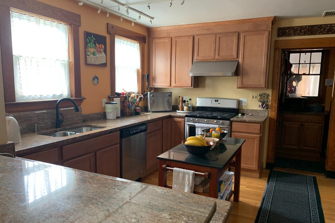 La Mora- Pomelo kitchen - Furnished Room close to TUFTS and HARVARD Apartments