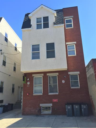 Building Front - Furnished 4 Bedroom 2 bath luxury apartment for $2500