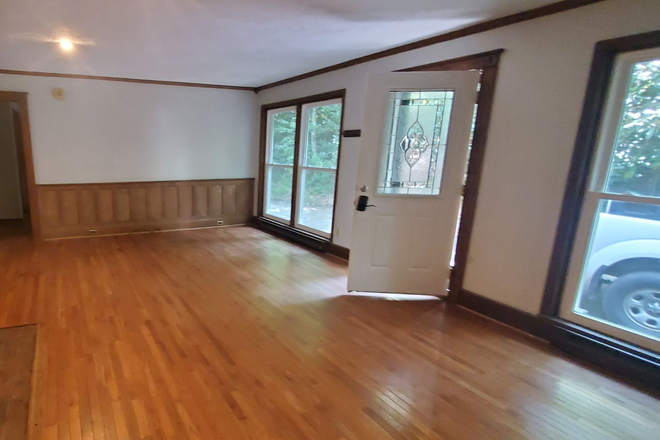 Photo - Spacious Mountain Home With Finished Basement & Great Location!