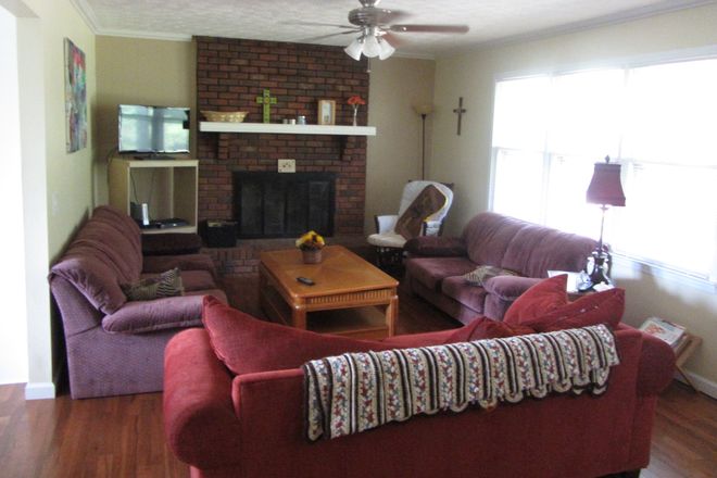 Main floor living room - Student Housing For Girls Only (no Y chromosomes) House