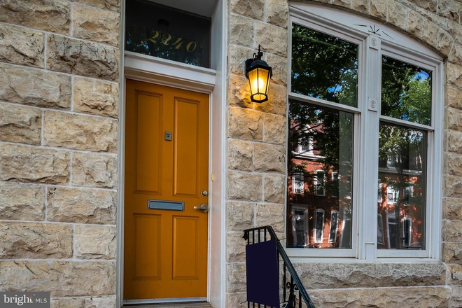 Exterior - Private Top-Floor Suite with Office/Sitting Area | Utilities Included