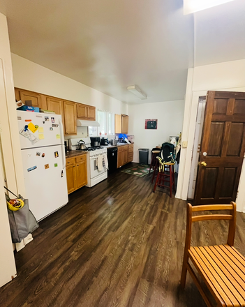 Kitchen - includes dishwasher and not shown is a wonderful walk-in pantry - 30 Greene St. Apartments