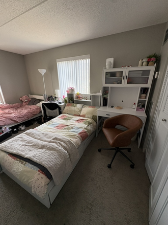 Bedroom Spot - 🏡 Shared Room in Harbor Point Apartment – Available May (All-Girls Apartment Preferably)