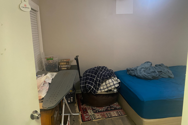 Bedroom - University Oaks Apartments