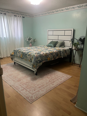 Bedroom 2 - Budget-Friendly Student Room – Upper Unit Near UTSC House