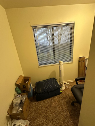 Den - Launch Apartments