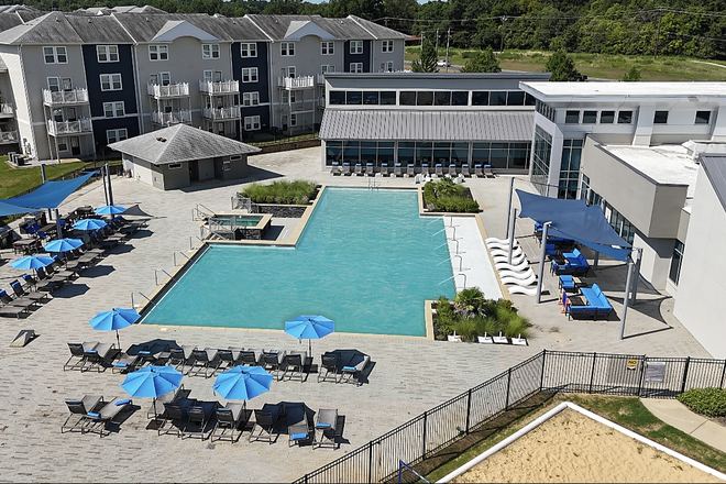 Pool and hot tub - Magnolia Prosper