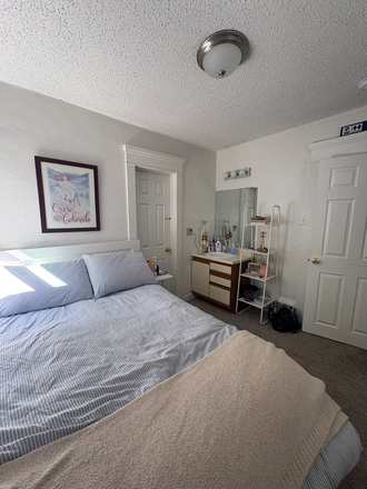 Bedroom - Spring Sublease — Cute Furnished House Near CU & The Hill