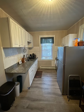 Kitchen - 1 Bedroom Apt. 1 On-Site Parking Spot Included