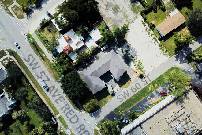 Aerial of Location - Walk to Campus. REMODELED Modern STUDIO at Celine Gardens (5 star prop) Apartments