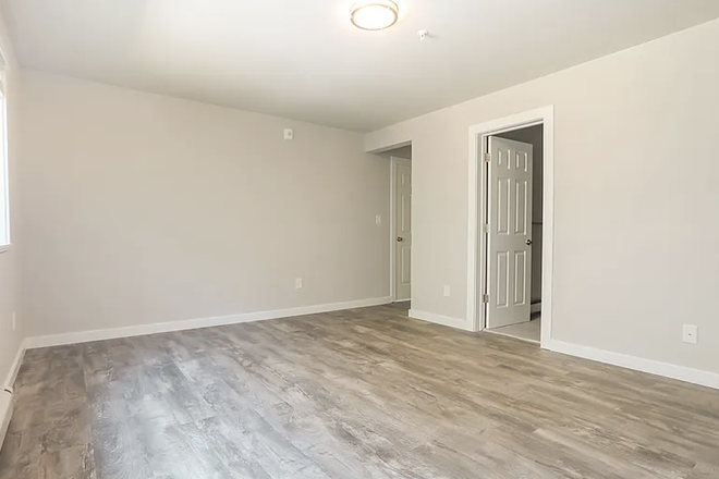 Bedroom - 795 30th St