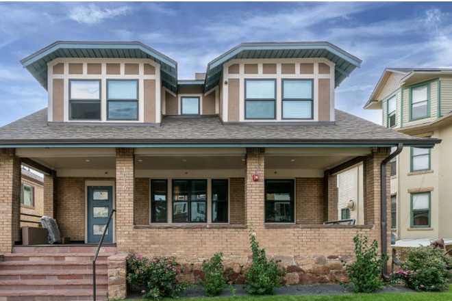 Front of Complex - SPRING 2026 - Brand New Apartment - 2 minutes from campus