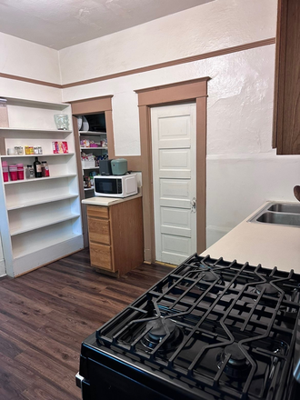 kitchen #1 - SUBLEASE BEDROOM IN HOUSE FOR $800 MONTH ON THE HILL