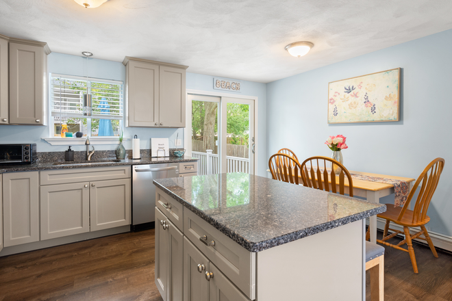 Kitchen - 15 Aroostook trail Narragansett 5 bed 2 bath House