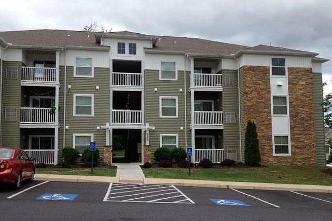 One Bed Student Apartments For Rent Near James Madison University In Port Republic Road Off Campus Housing James Madison University