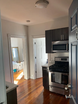 Call NOW for showings! 617-236-8550 - SALEM ST - MODERN 2BR/1BA IN HISTORIC NORTH END AVAIL *6/1/2026* W/ LNDRY IN BLDNG, DW NEAR CAMPUS! Apartments