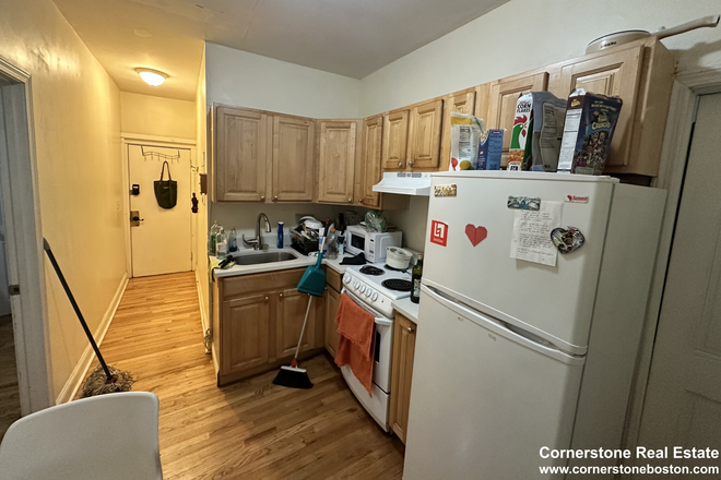 Call NOW for showings! 617-236-8550 - BURBANK ST - *75% OFF FEE* SPLIT 1BR FOR 2 PPL IN SYMPHNY FOR *9/1/2026* W/ H&HW INC, LNDRY IN BLDNG Condo