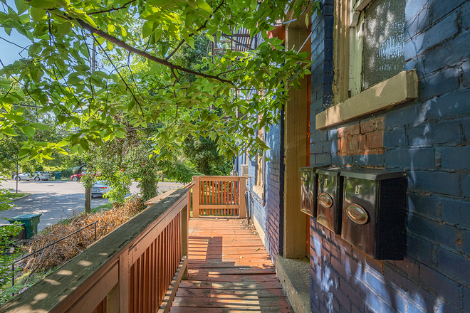 Exterior - 494 Riddle Rd Triplex