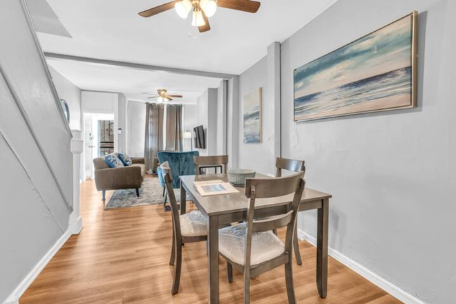 test - Beautifully Furnished Near Johns Hopkins Townhome