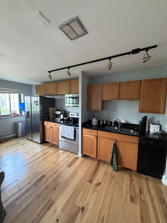 Kitchen, with dishwasher. - Wrightwood Condominium