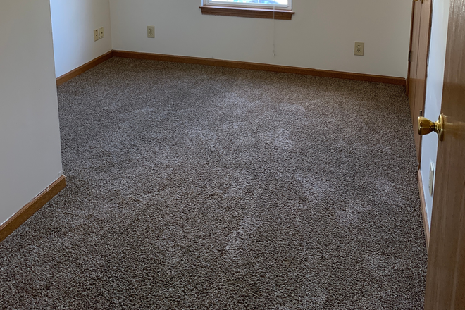 Bedroom - 1001 Fannon Dr. Townhome