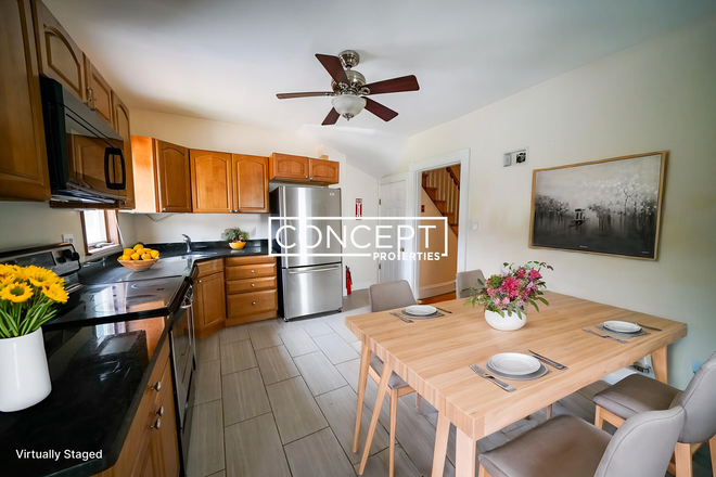 22 Winslow Rd - [9.1.2026] HUGE 6 BEDS / 3 BATHS SINGLE FAMILY IN NORTH BROOKLINE [Rarely available][No broker fee] House