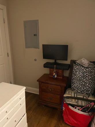 bedroom - Rodgers Forge Apartments