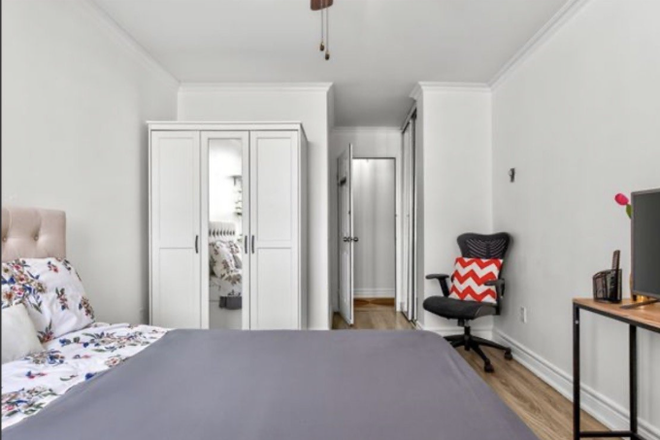 Private Bedroom - (FOR MALE) Private room for rent in a shared condo unit at Massey Square