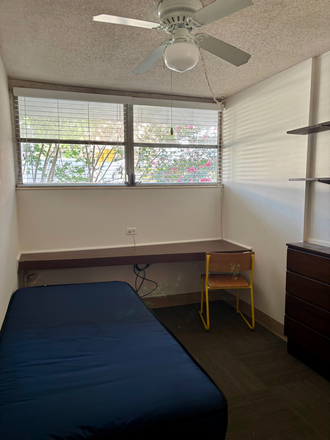 Bedroom - Town House style Apartment across the street from campus