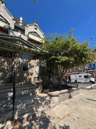 4001 Pine Street Exterior - 4001 Pine Street   Close to Campus, Walkable to Shops, Hi Demand Location Apartments