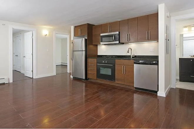 kitchen/living space - 16 E Springfield St #4, less than a mile from campus