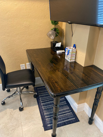 computer desk - STUDIO House