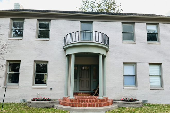 Exterior view - Historic Landmark:  Furnished 5/6 Bedroom/ 4.5 Bathroom for up to 6 House