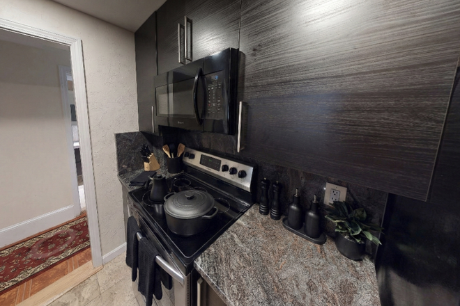 Unit - FULLY FURNISHED BROOKLINE STUDIO FOR 9/1/23 - DON'T MISS OUT! Condo