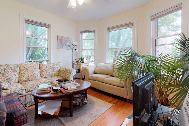 Living Room - Summer Sublet Special! Deluxe Air Condition Bedrooms $1,000-$1,250