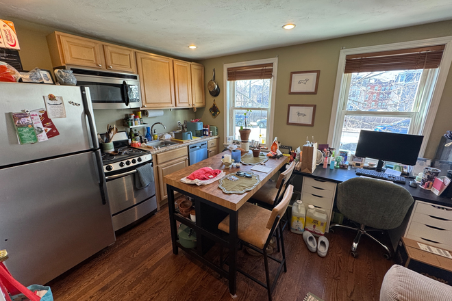 kitchen - 1 Bedroom in Porter – All Utilities Included & In-Unit Washer Dryer Apartments