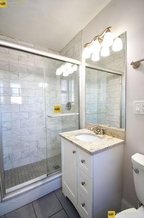 Call call or text Arezou at 617-584-7817 - 2 bedroom in an amazing location in an elevator building with a doorman!!!cNO BROKER FEE! Apartments