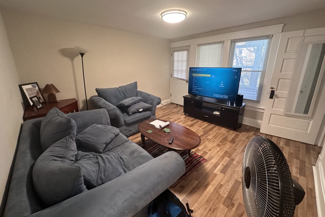 Living room - Little Italy Sublet for Spring to Summer 2026 Apartments