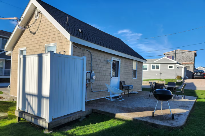 Back Patio - Beach Side Cottage in Narragansett House