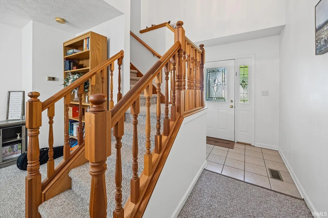 Entry way & Stairs - 2811 Wyndham Way (Perfect for Students & Faculty) Townhome