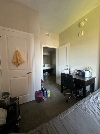 Bedroom - Nine East 33rd Apartments