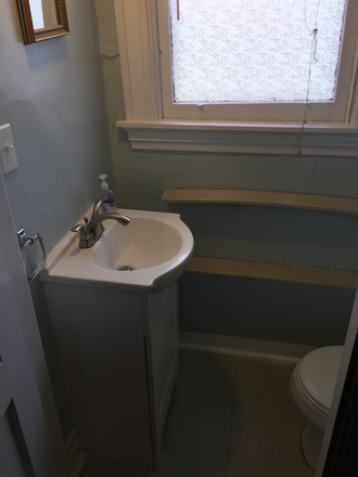 Bathroom with  sink and toilet - August 1st Furnished BR, Internet Included, Walk to UC