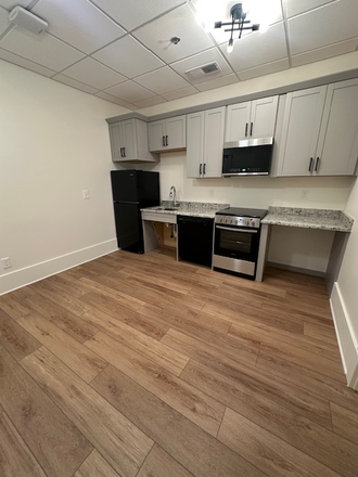 Kitchen/Living - Lease Transfer Starting in January - 1850 Residences