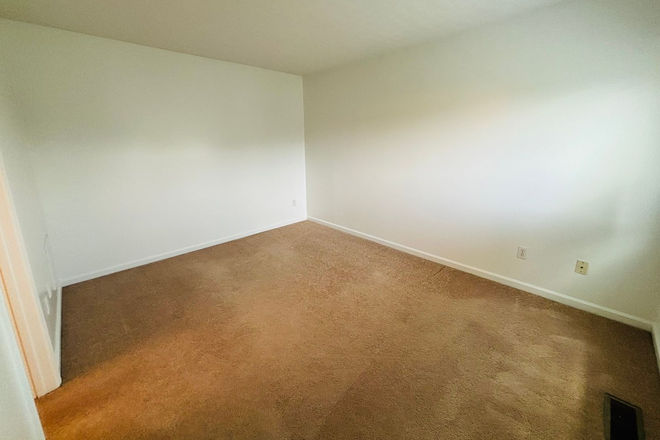 Photo - 1152DM - 1425/1427 Sandy Circle- M Townhome